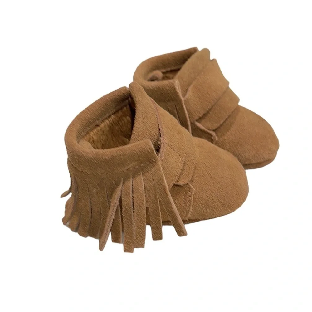 Harper Canyon Tan Suede Fringed Newborn Baby Moccasin SZ 1 MO NEWBORN